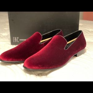 INC Men's Trace Velvet Loafers in red